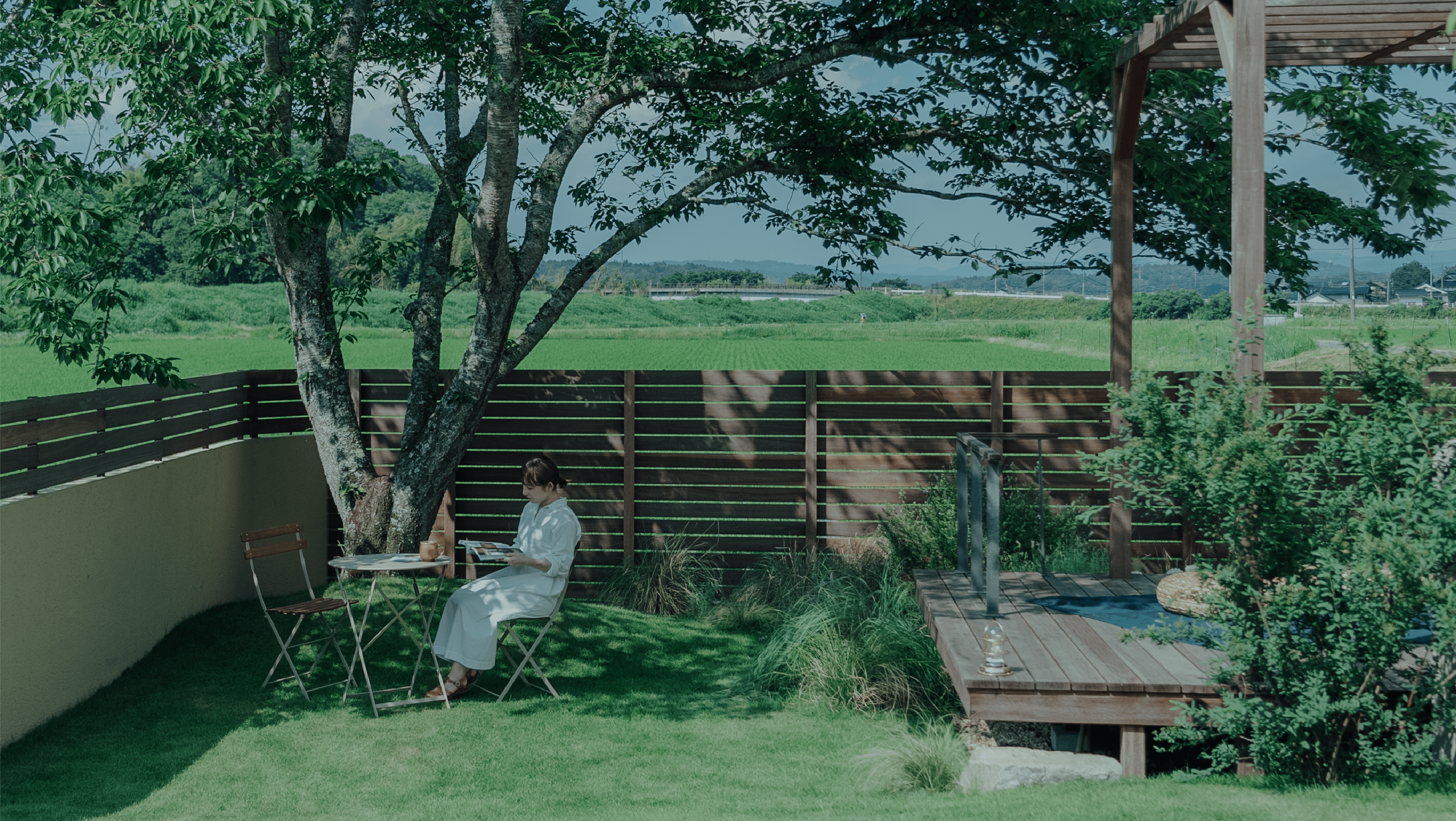 メインビジュアル02