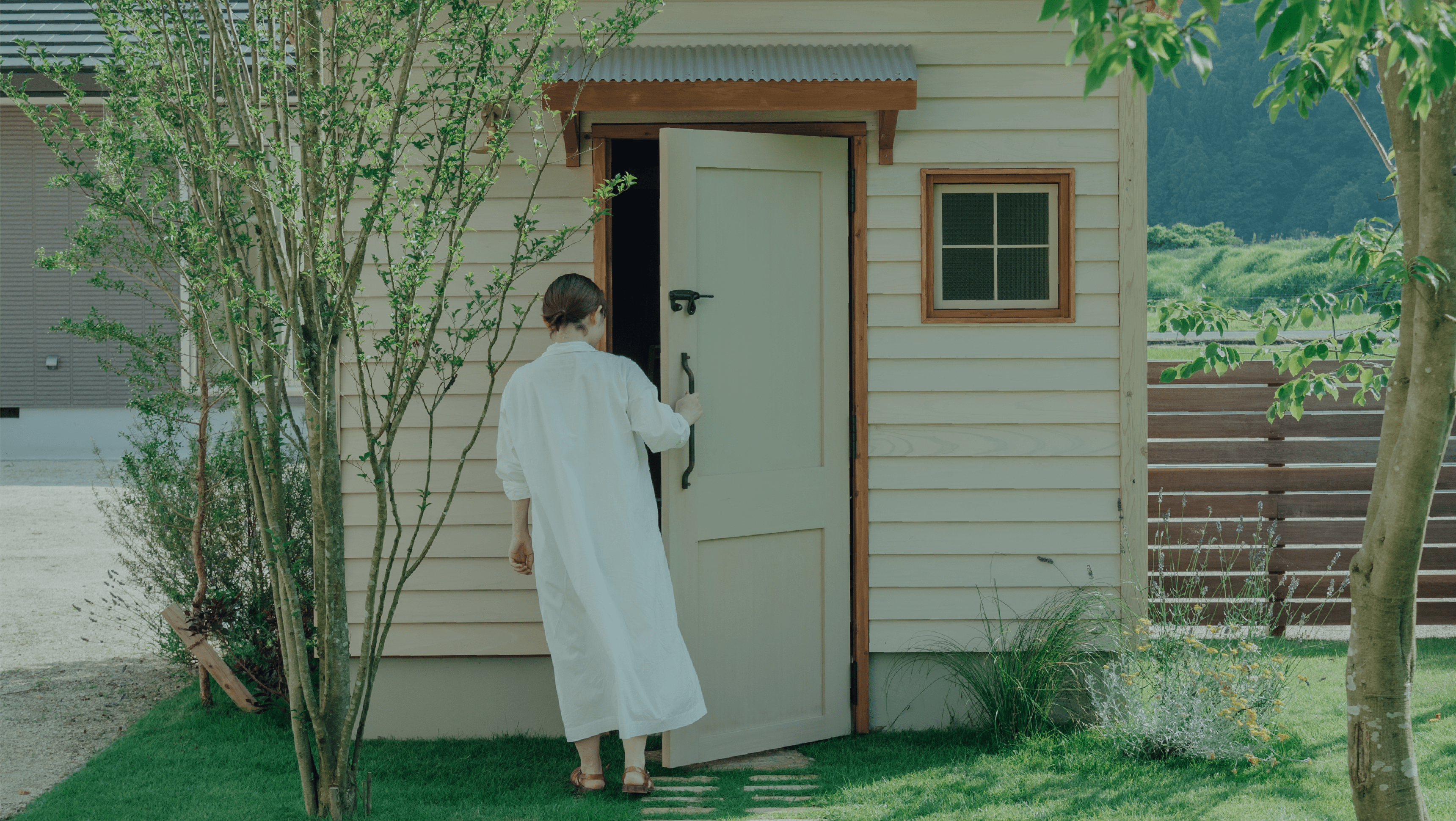 メインビジュアル03