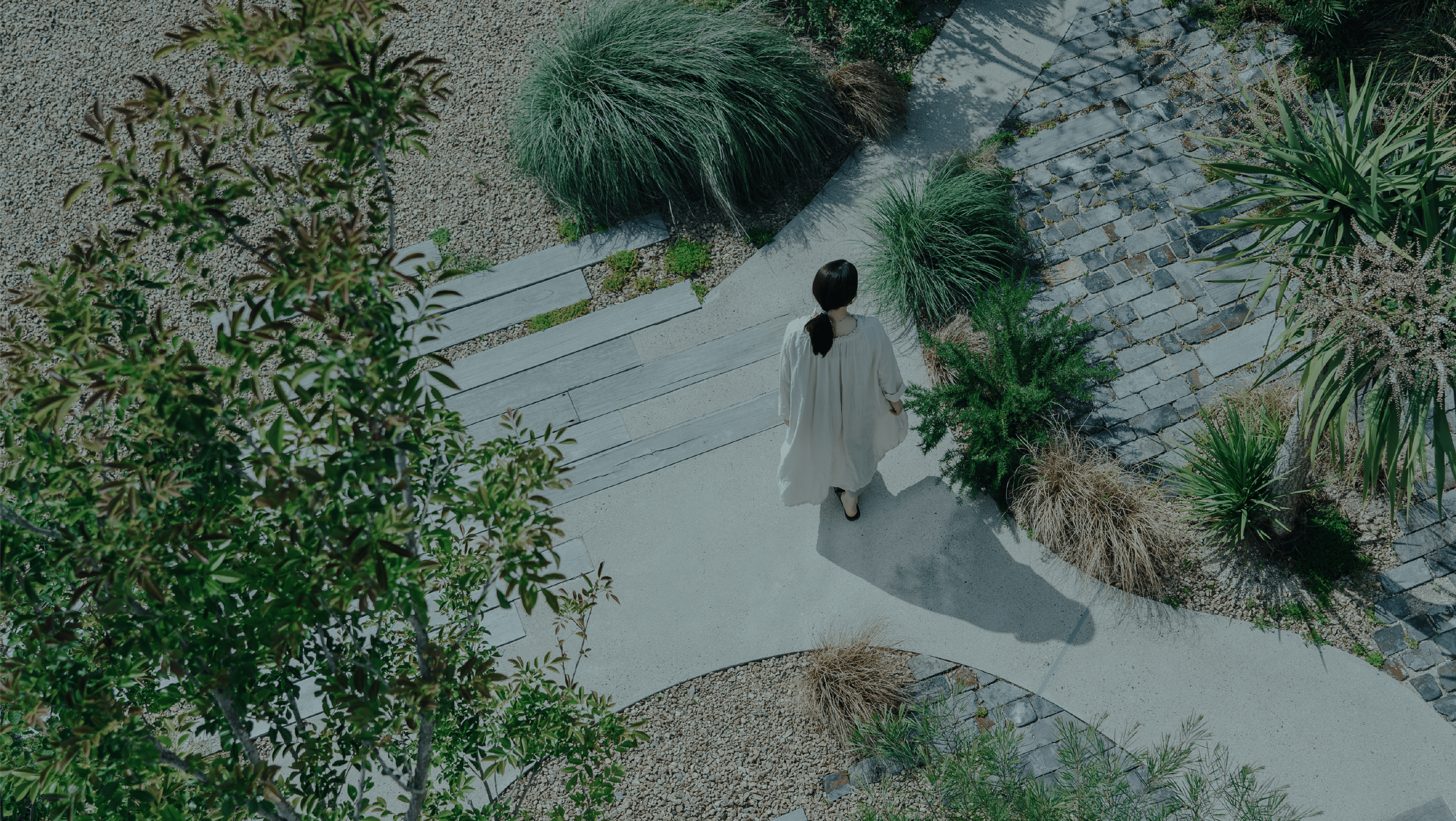 メインビジュアル09